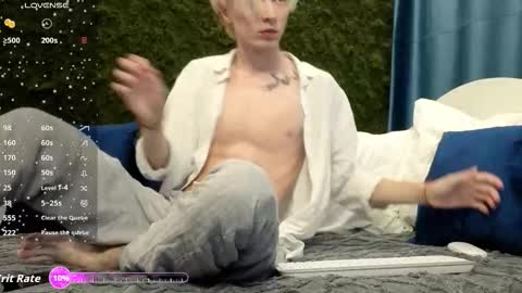 Thomas online show from November 9, 9:08 pm