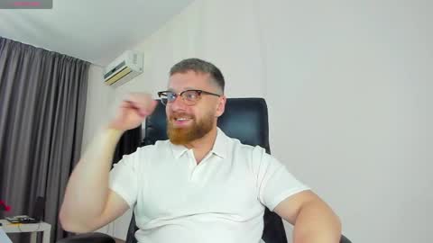 FindomGuyXXX online show from March 30, 3:24 pm