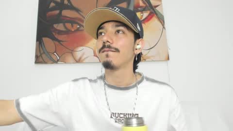 finn_jackson online show from April 10, 7:54 pm