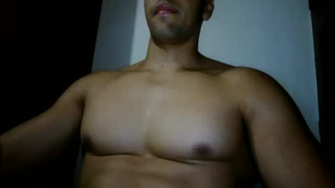 fitchestabs_69 online show from July 29, 9:58 pm