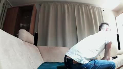 fitgentleman999 online show from April 18, 12:56 am