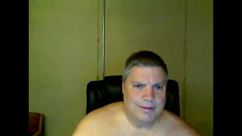 Snapshot of fletch32 chatting on January 1, 5:22 am jd online show from January 1, 5:22 am