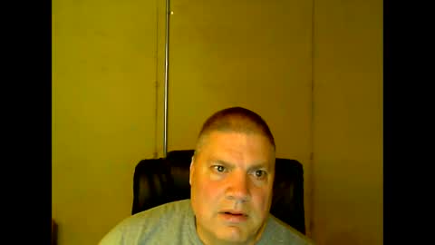 Snapshot of fletch32 chatting on February 2, 3:54 am jd online show from February 2, 3:54 am