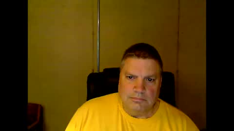 Snapshot of fletch32 chatting on February 22, 7:54 pm jd online show from February 22, 7:54 pm