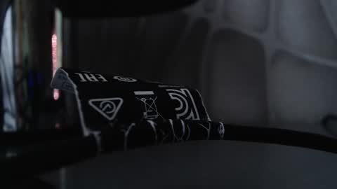 flicker77 online show from February 14, 12:57 pm