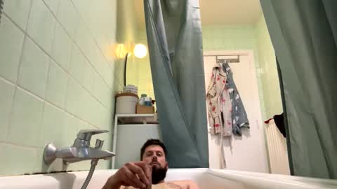 new here online show from December 31, 2:47 pm