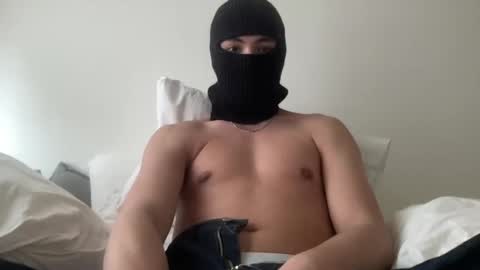 florisreederman online show from February 14, 4:02 pm