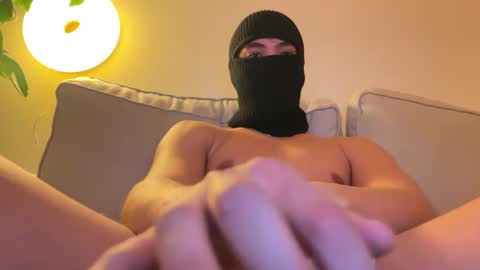 florisreederman online show from February 28, 9:12 pm