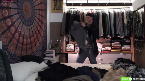 Snapshot of folleti7 chatting on January 15, 10:06 am Folleti online show from January 15, 10:06 am