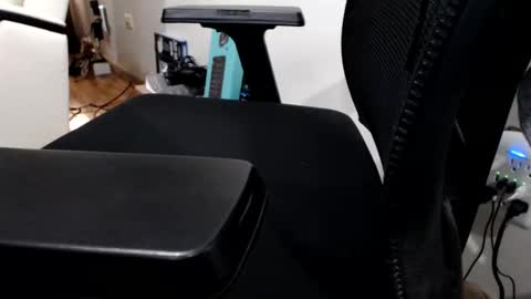 foster19422002 online show from December 31, 4:35 pm