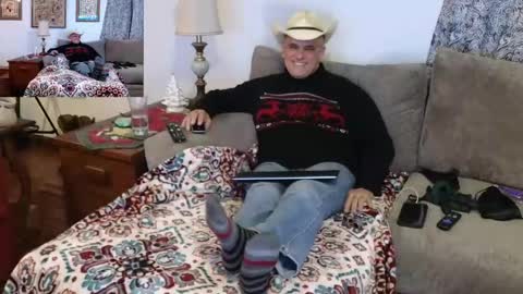 Hunter online show from December 19, 3:29 am