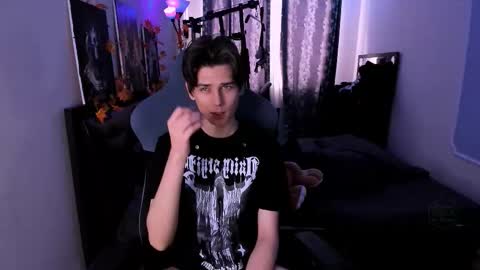 Foxicfu online show from January 17, 8:06 am