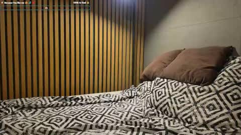 Adrian online show from May 1, 9:39 pm