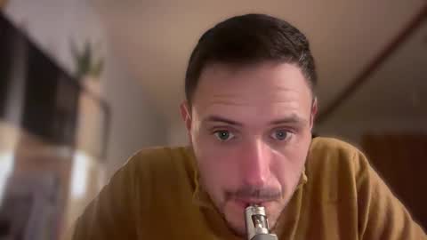 fraisetagada359 online show from November 5, 7:05 pm