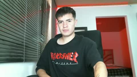 Snapshot of franccesco_699 chatting on March 8, 4:16 pm franccesco_699 online show from March 8, 4:16 pm