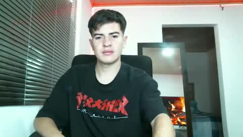 Snapshot of franccesco_699 chatting on January 12, 4:40 pm franccesco_699 online show from January 12, 4:40 pm