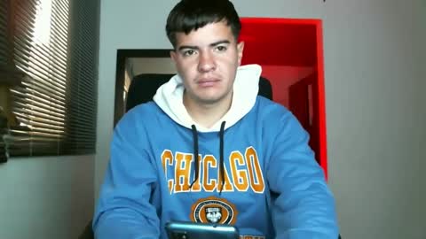 Snapshot of franccesco_699 chatting on September 8, 5:23 pm franccesco_699 online show from September 8, 5:23 pm