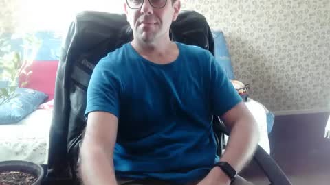 franck143544 online show from February 9, 10:20 am