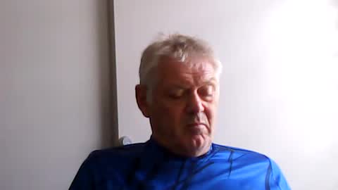 frannkboy61 online show from July 22, 10:18 am