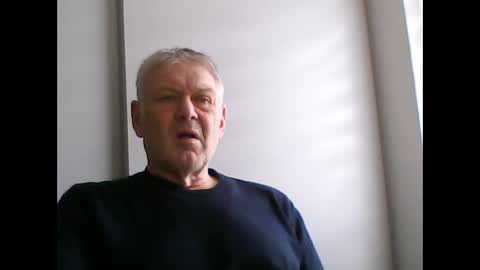 frannkboy61 online show from March 31, 9:11 am