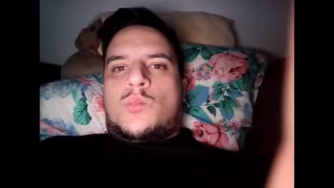 Snapshot of fraromeo2 chatting on December 29, 9:52 pm fraromeo2 online show from December 29, 9:52 pm