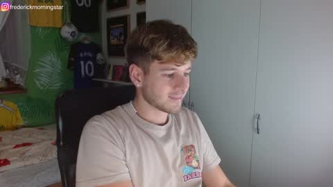Snapshot of freddy_star chatting on December 2, 8:20 pm Frederick Perin online show from December 2, 8:20 pm