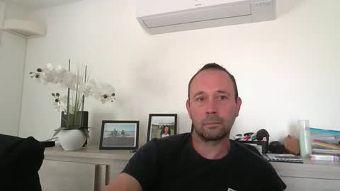 fredodu41 online show from May 8, 2:28 pm