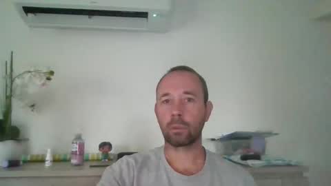 fredodu41 online show from November 15, 9:00 am