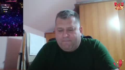 Snapshot of freeboy80180 chatting on January 19, 7:15 pm freeboy80180 online show from January 19, 7:15 pm