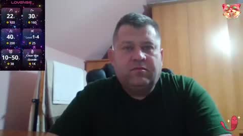 Snapshot of freeboy80180 chatting on January 22, 4:55 am freeboy80180 online show from January 22, 4:55 am