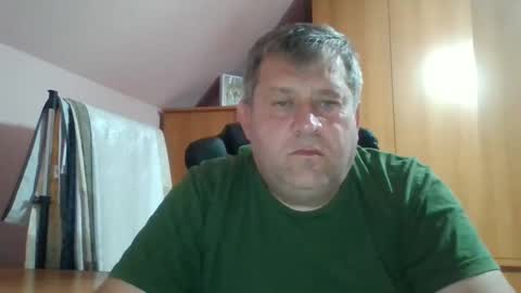 Snapshot of freeboy80180 chatting on September 23, 5:34 pm freeboy80180 online show from September 23, 5:34 pm