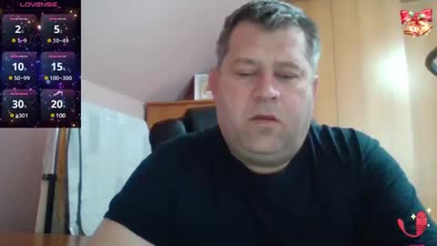 Snapshot of freeboy80180 chatting on February 15, 7:38 am freeboy80180 online show from February 15, 7:38 am