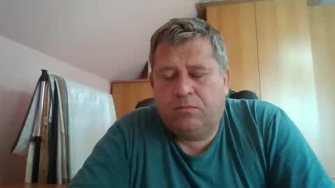 Snapshot of freeboy80180 chatting on September 22, 12:26 pm freeboy80180 online show from September 22, 12:26 pm