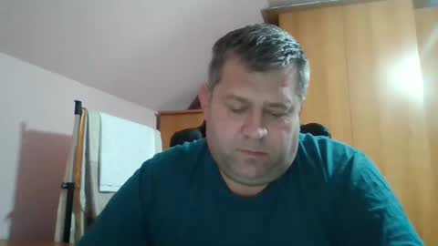 Snapshot of freeboy80180 chatting on January 10, 7:43 pm freeboy80180 online show from January 10, 7:43 pm
