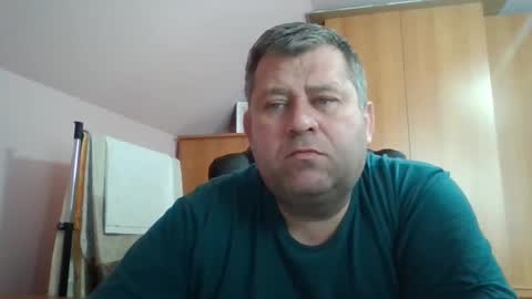 Snapshot of freeboy80180 chatting on January 11, 10:19 am freeboy80180 online show from January 11, 10:19 am