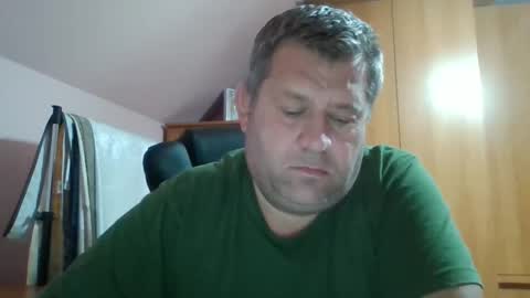 Snapshot of freeboy80180 chatting on September 25, 6:18 pm freeboy80180 online show from September 25, 6:18 pm