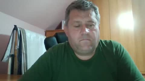 Snapshot of freeboy80180 chatting on September 24, 5:55 pm freeboy80180 online show from September 24, 5:55 pm