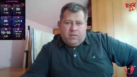 Snapshot of freeboy80180 chatting on February 20, 10:05 am freeboy80180 online show from February 20, 10:05 am