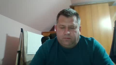 Snapshot of freeboy80180 chatting on December 28, 6:50 pm freeboy80180 online show from December 28, 6:50 pm