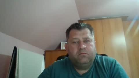 Snapshot of freeboy80180 chatting on December 4, 7:50 am freeboy80180 online show from December 4, 7:50 am