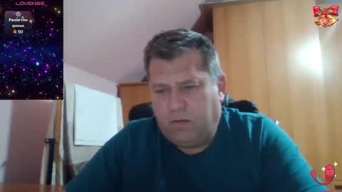 Snapshot of freeboy80180 chatting on January 17, 2:50 pm freeboy80180 online show from January 17, 2:50 pm