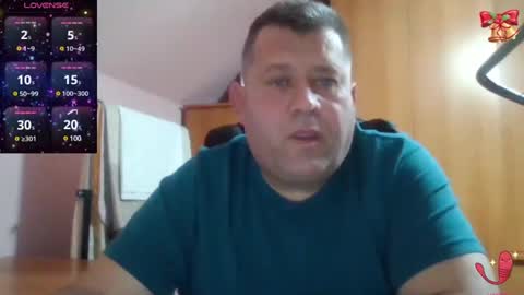 Snapshot of freeboy80180 chatting on January 18, 6:10 pm freeboy80180 online show from January 18, 6:10 pm