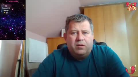 Snapshot of freeboy80180 chatting on January 13, 1:39 pm freeboy80180 online show from January 13, 1:39 pm