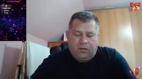Snapshot of freeboy80180 chatting on February 2, 8:24 am freeboy80180 online show from February 2, 8:24 am