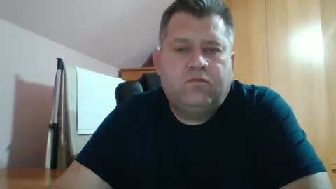 Snapshot of freeboy80180 chatting on December 29, 7:39 am freeboy80180 online show from December 29, 7:39 am