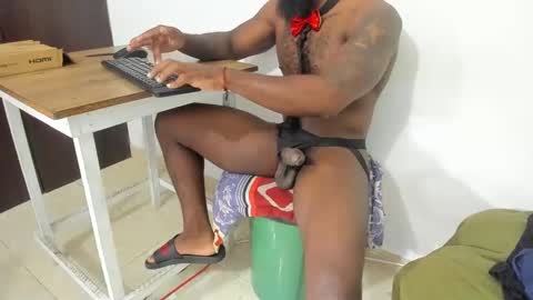 Snapshot of freedom_24 chatting on January 24, 7:39 pm shakur online show from January 24, 7:39 pm