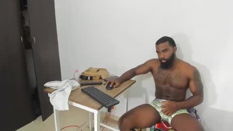 Snapshot of freedom_24 chatting on January 22, 3:29 pm shakur online show from January 22, 3:29 pm