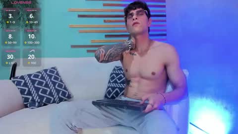 Xavier online show from November 26, 7:39 pm