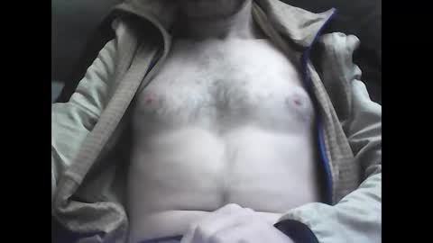 Snapshot of frencheeboy chatting on December 16, 2:04 am frencheeboy online show from December 16, 2:04 am