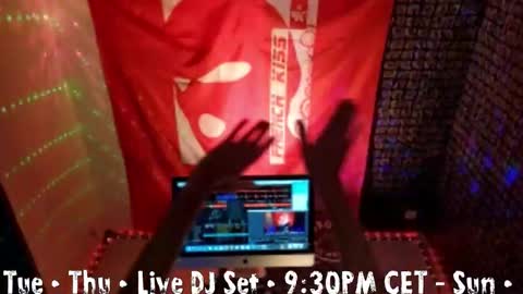 frenchkissdjfk online show from October 22, 7:16 pm